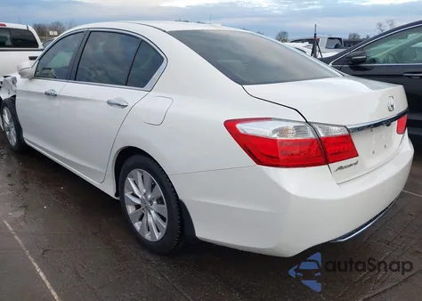 2015 Honda Accord Ex-L z USA, uszkodzony, nr VIN 1HGCR2F8XFA202831